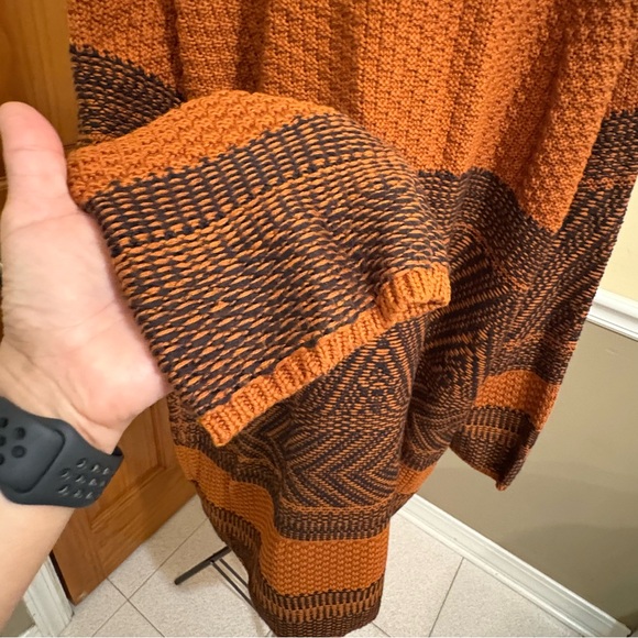 Lucky Brand Orange and Black Knit Sweater - Picture 4 of 6